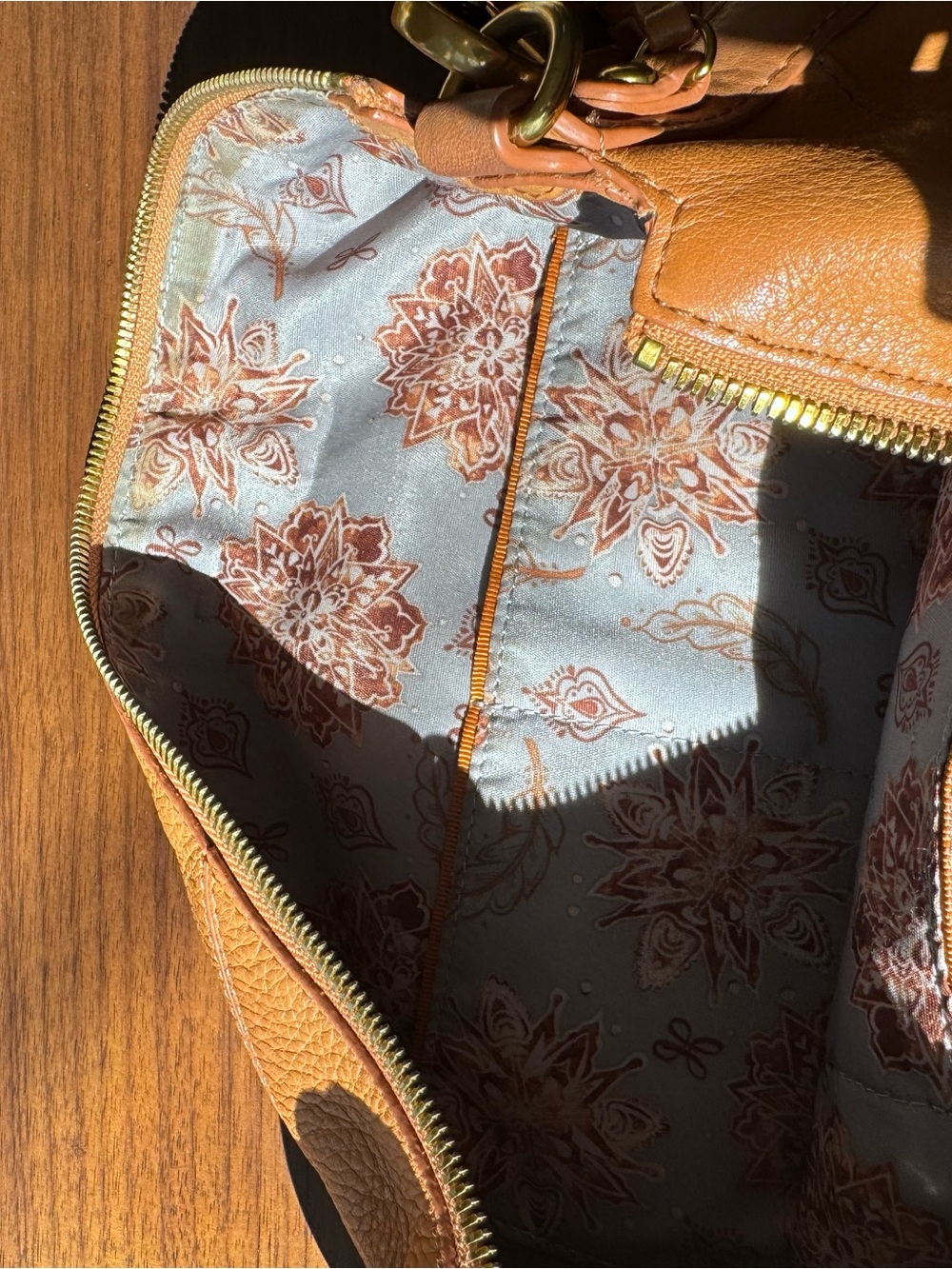HOBO Tan Leather Crescent Shoulder Bag with Braided Strap * unique patchwork EUC - Picture 9 of 10
